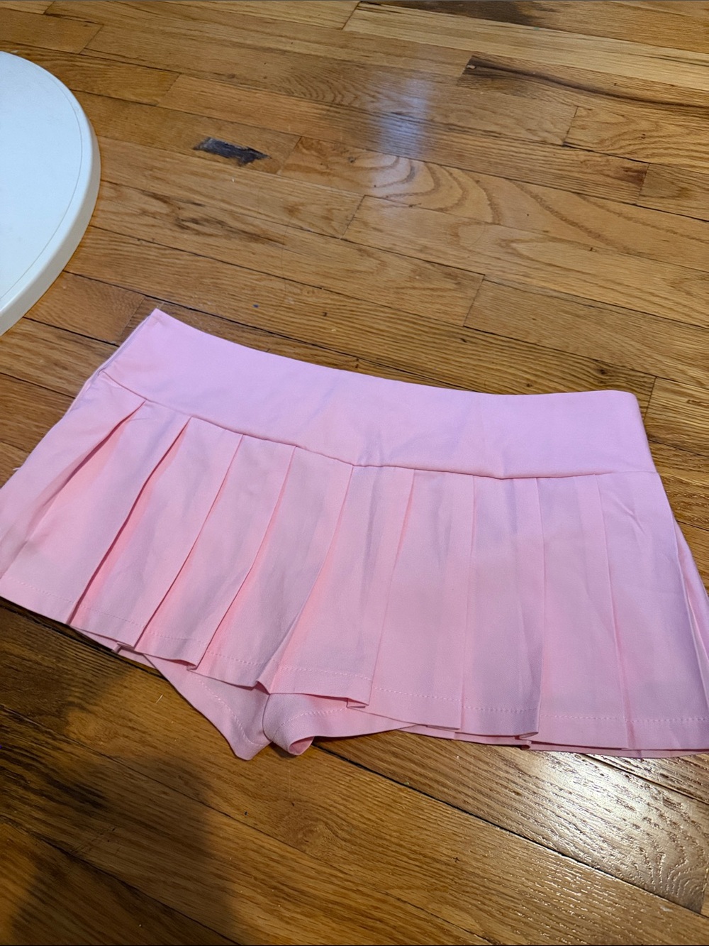 Edikted Pink Pleated Tennis Skirt - Picture 4 of 4